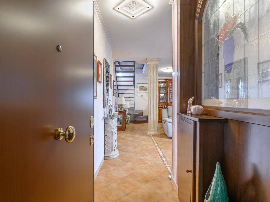 appartamento in vendita a Viterbo in zona San Martino al Cimino