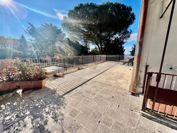 appartamento in vendita a Viterbo in zona Bagnaia