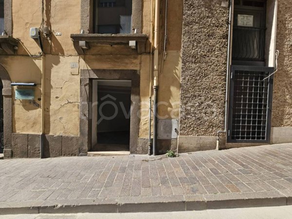 negozio in vendita a Viterbo in zona Centro Città