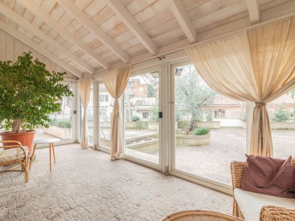 casa indipendente in vendita a Viterbo in zona San Martino al Cimino