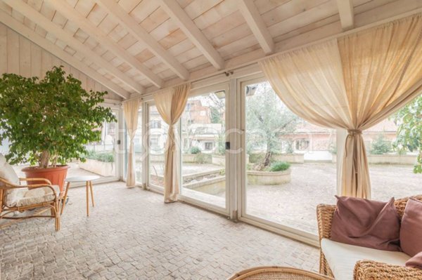 casa indipendente in vendita a Viterbo in zona Bagnaia