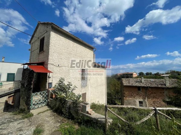 appartamento in vendita a Viterbo in zona Grotte Santo Stefano