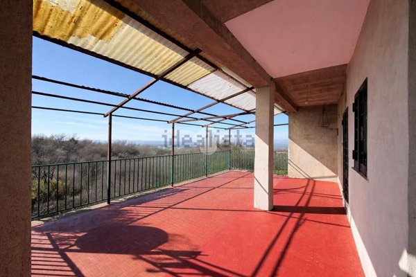 appartamento in vendita a Viterbo in zona Bagnaia