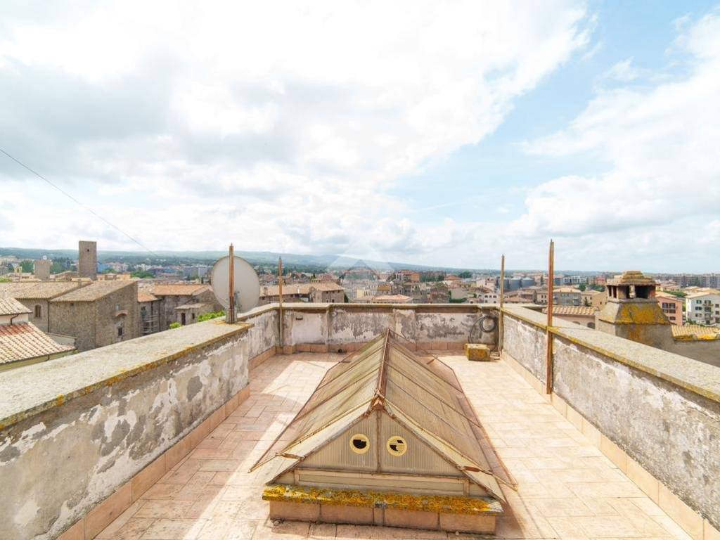 appartamento in vendita a Viterbo in zona Centro Città