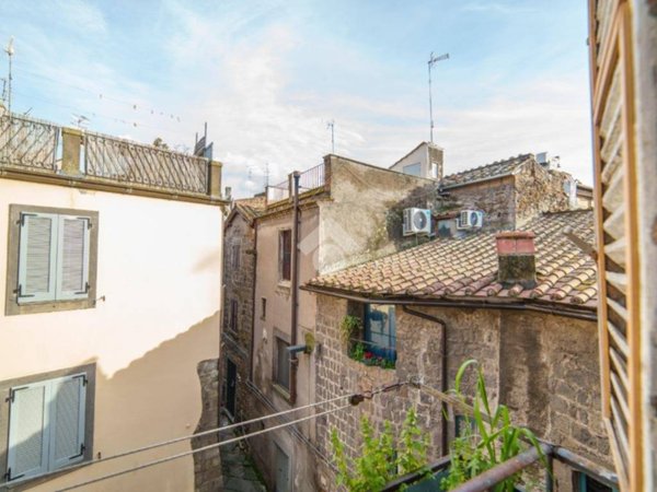 appartamento in vendita a Viterbo in zona Centro Città