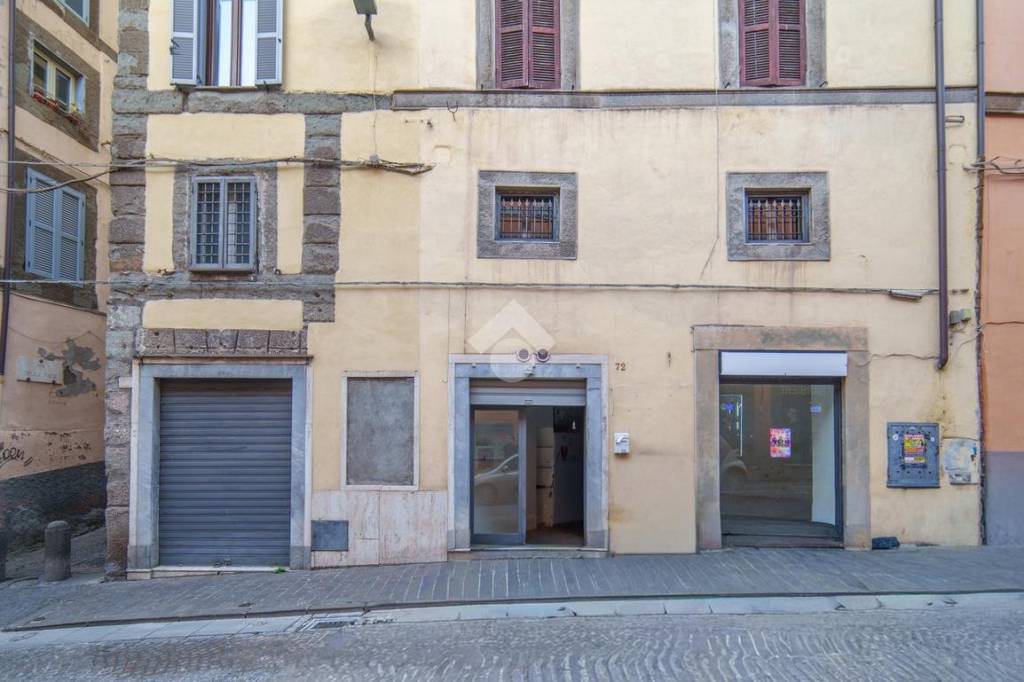 ufficio in vendita a Viterbo in zona Centro Città