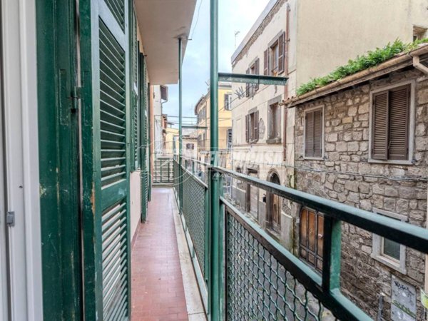 appartamento in vendita a Viterbo in zona Centro Città