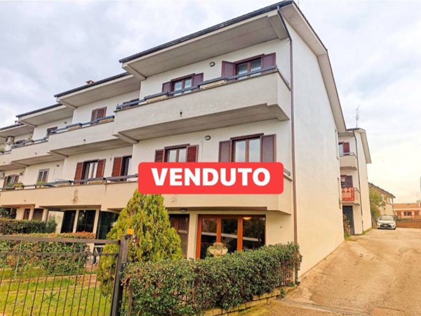 casa indipendente in vendita a Viterbo in zona Centro Città