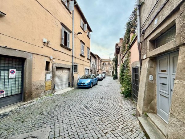 appartamento in vendita a Viterbo in zona Centro Città