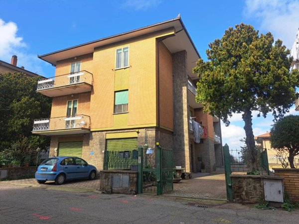 appartamento in vendita a Viterbo in zona Bagnaia