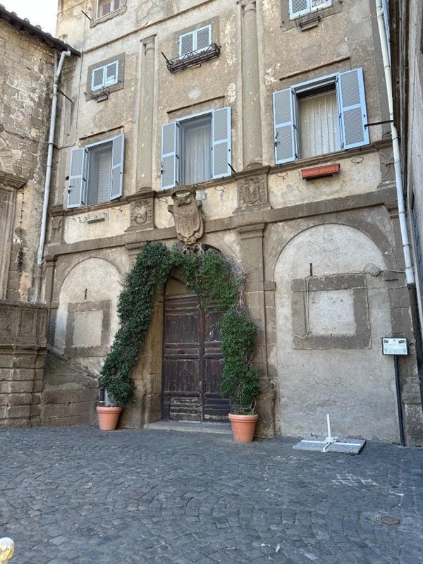 appartamento in vendita a Viterbo in zona Bagnaia