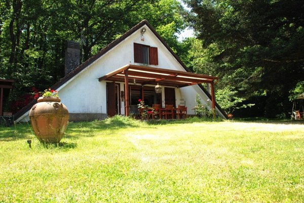 casa indipendente in vendita a Viterbo in zona Belcolle