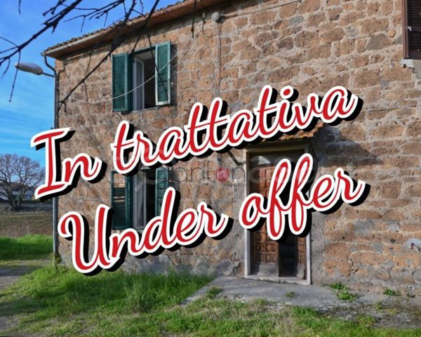 casa indipendente in vendita a Viterbo in zona Grotte Santo Stefano