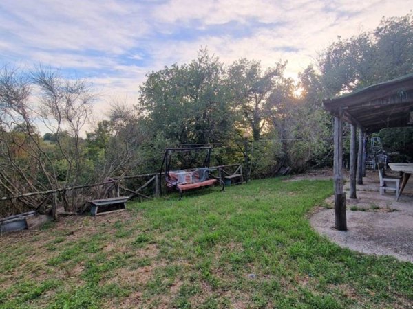 terreno agricolo in vendita a Viterbo in zona Tobia