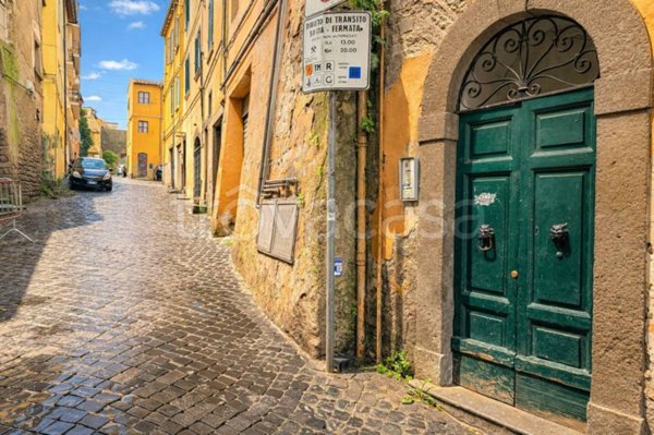appartamento in vendita a Viterbo in zona Centro Città
