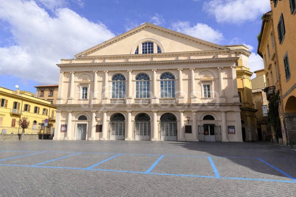 appartamento in vendita a Viterbo in zona Centro Città