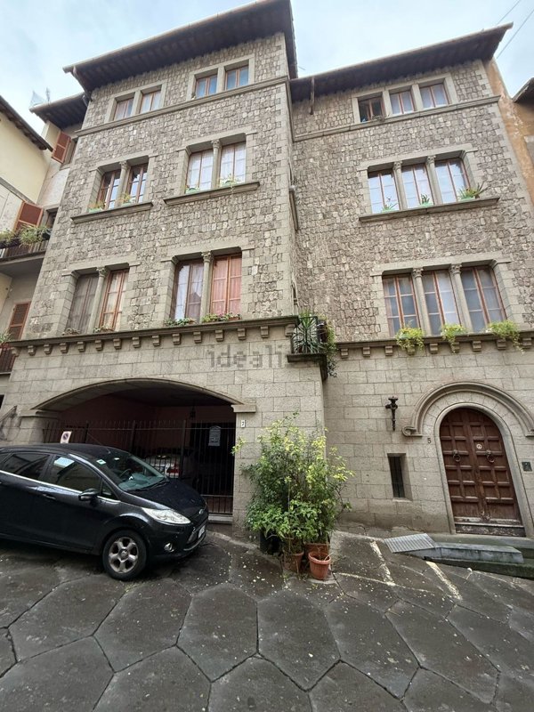 appartamento in vendita a Viterbo in zona Centro Città