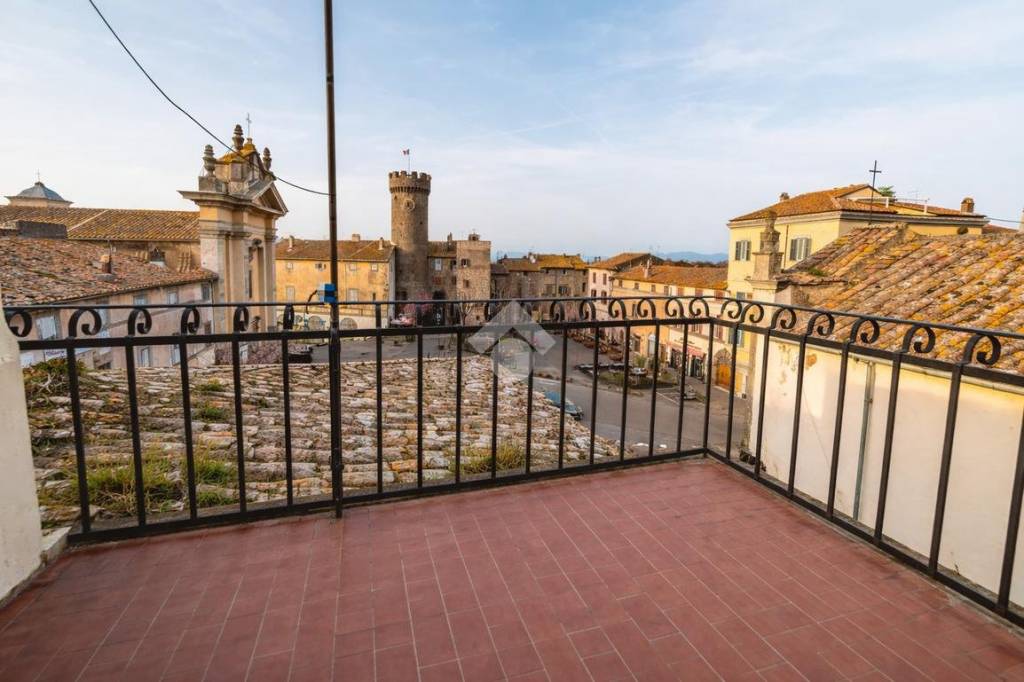 appartamento in vendita a Viterbo in zona Bagnaia