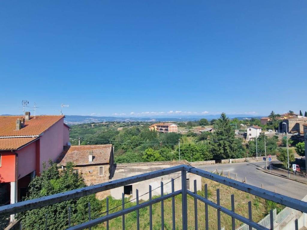 appartamento in vendita a Viterbo in zona Grotte Santo Stefano