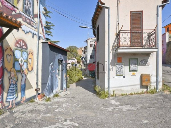 casa indipendente in vendita a Viterbo in zona Grotte Santo Stefano