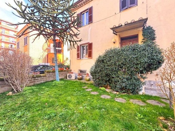 appartamento in vendita a Viterbo in zona Centro Città