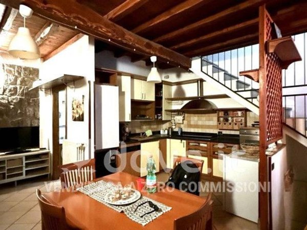 casa indipendente in vendita a Viterbo in zona Centro Città