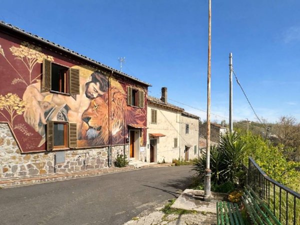 appartamento in vendita a Viterbo in zona Sant'Angelo