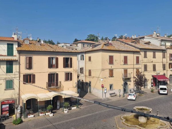 appartamento in vendita a Viterbo in zona San Martino al Cimino