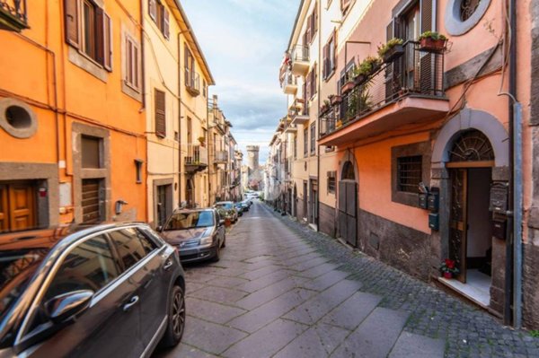 appartamento in vendita a Viterbo in zona Bagnaia