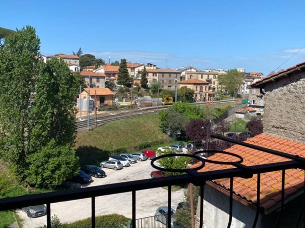 appartamento in vendita a Viterbo in zona Bagnaia