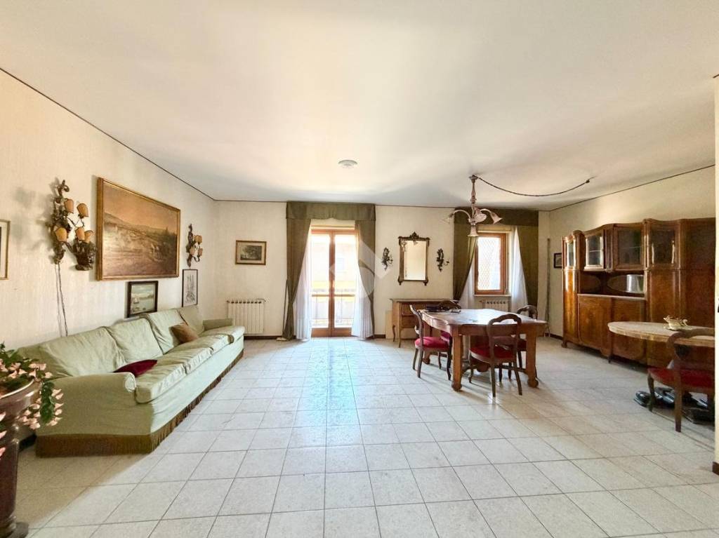 appartamento in vendita a Viterbo in zona Centro Città