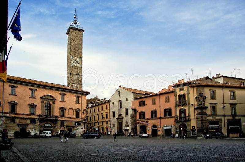 intera palazzina in vendita a Viterbo in zona Centro Città