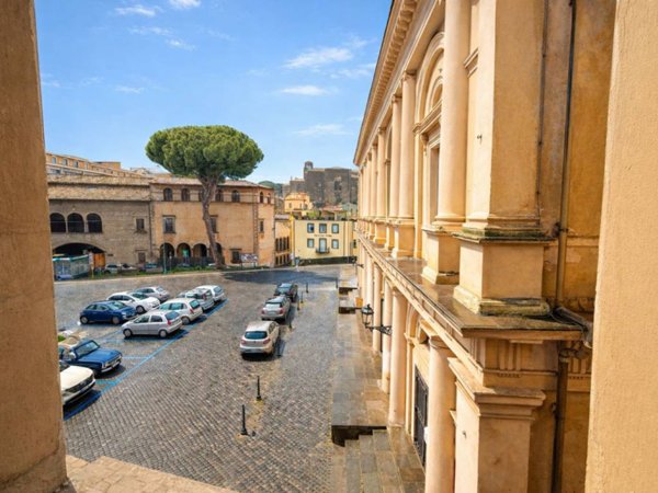 appartamento in vendita a Viterbo in zona Centro Città