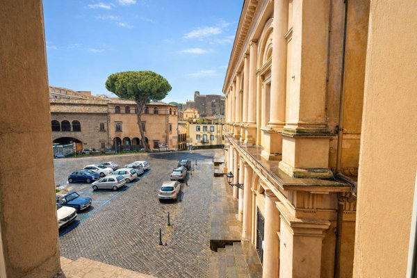 appartamento in vendita a Viterbo in zona Centro Città