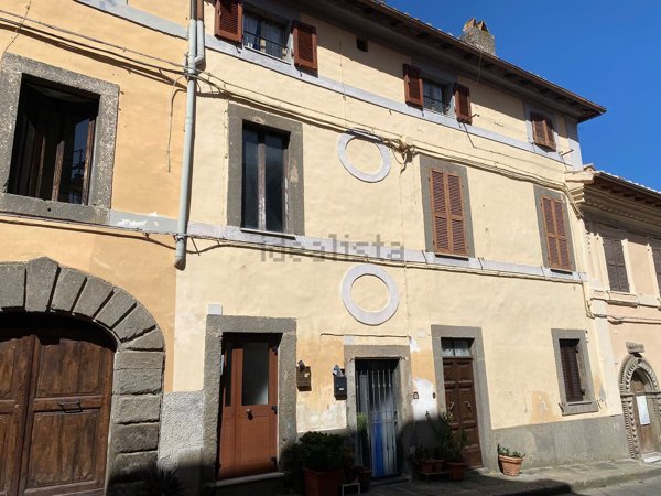 appartamento in vendita a Viterbo in zona Bagnaia