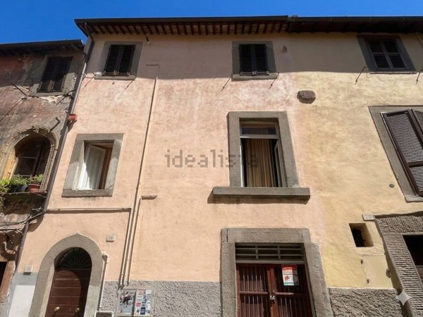 appartamento in vendita a Viterbo in zona Centro Città