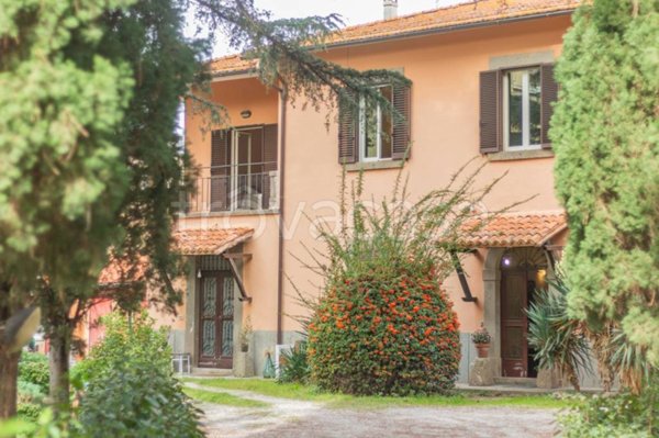appartamento in vendita a Viterbo in zona Centro Città