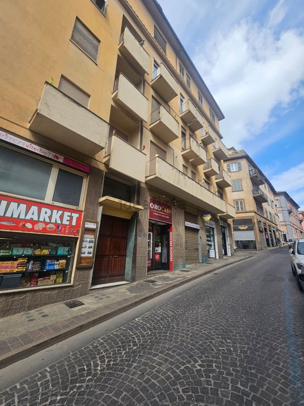 appartamento in vendita a Viterbo in zona Centro Città