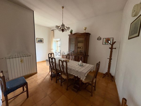 casa indipendente in vendita a Viterbo in zona Grotte Santo Stefano