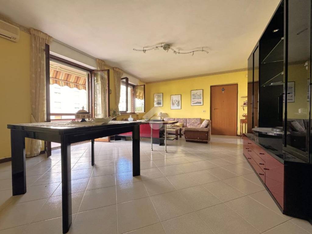 appartamento in vendita a Viterbo in zona La Quercia
