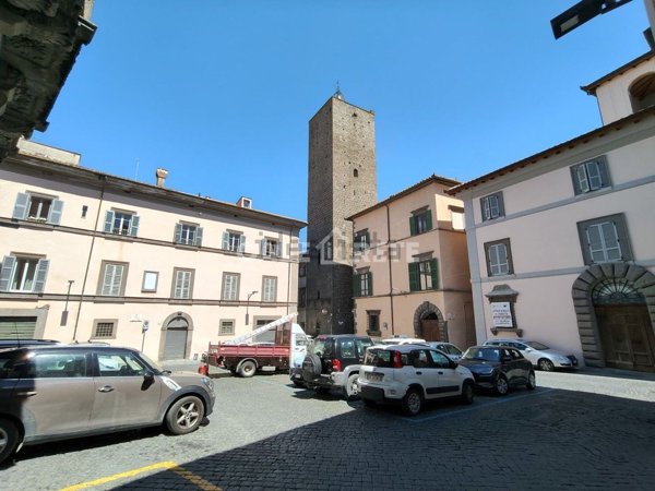 appartamento in vendita a Viterbo in zona Centro Città