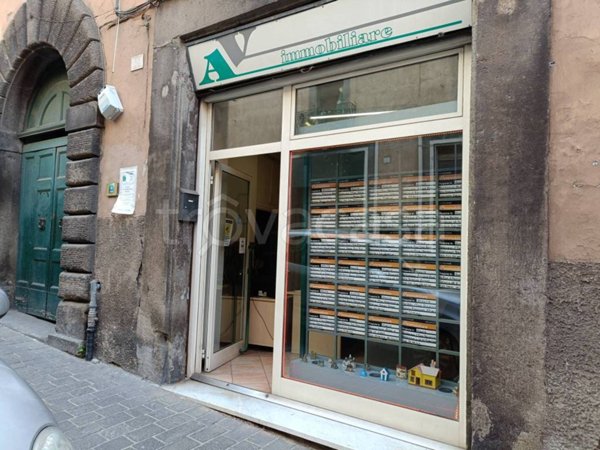 negozio in vendita a Viterbo in zona Centro Città