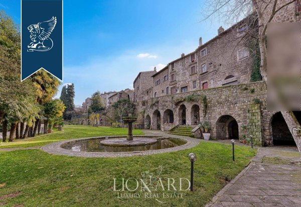 casa indipendente in vendita a Viterbo