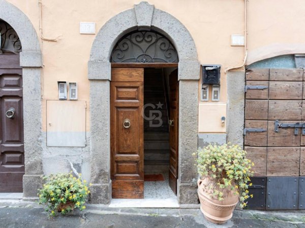 appartamento in vendita a Viterbo in zona Bagnaia