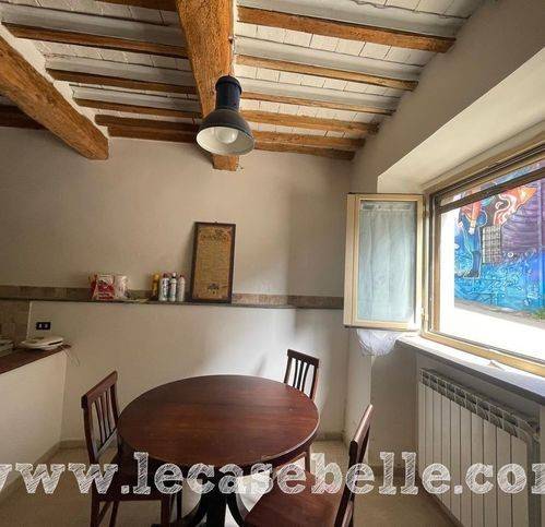 casa indipendente in vendita a Viterbo in zona Grotte Santo Stefano