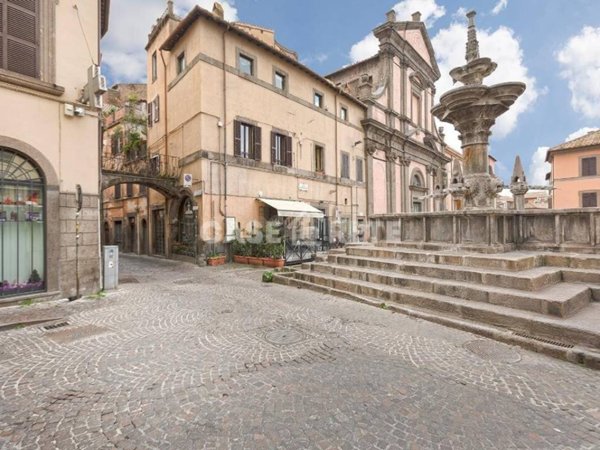 appartamento in vendita a Viterbo in zona Centro Città