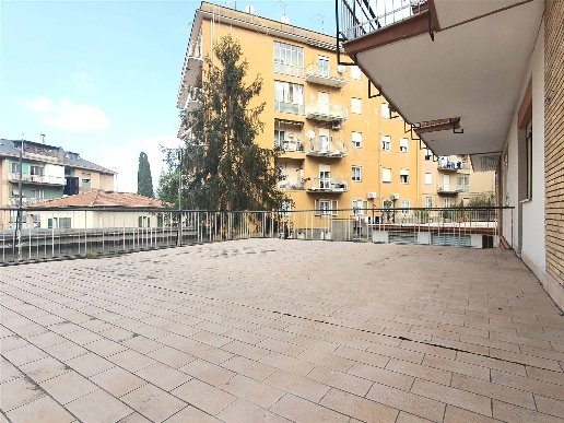 appartamento in vendita a Viterbo in zona La Quercia
