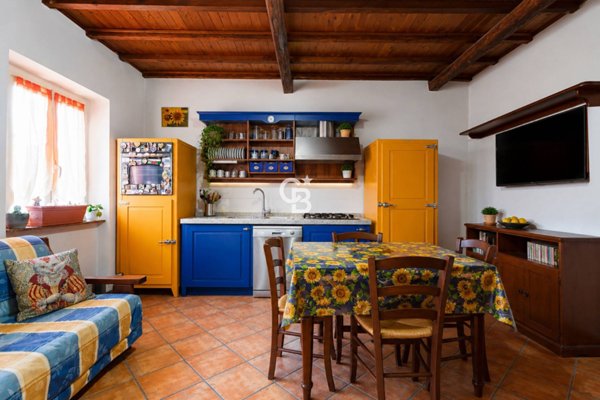 appartamento in vendita a Viterbo in zona Bagnaia