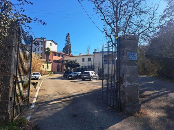 appartamento in vendita a Viterbo in zona San Martino al Cimino