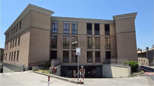 appartamento in vendita a Viterbo in zona Centro Città